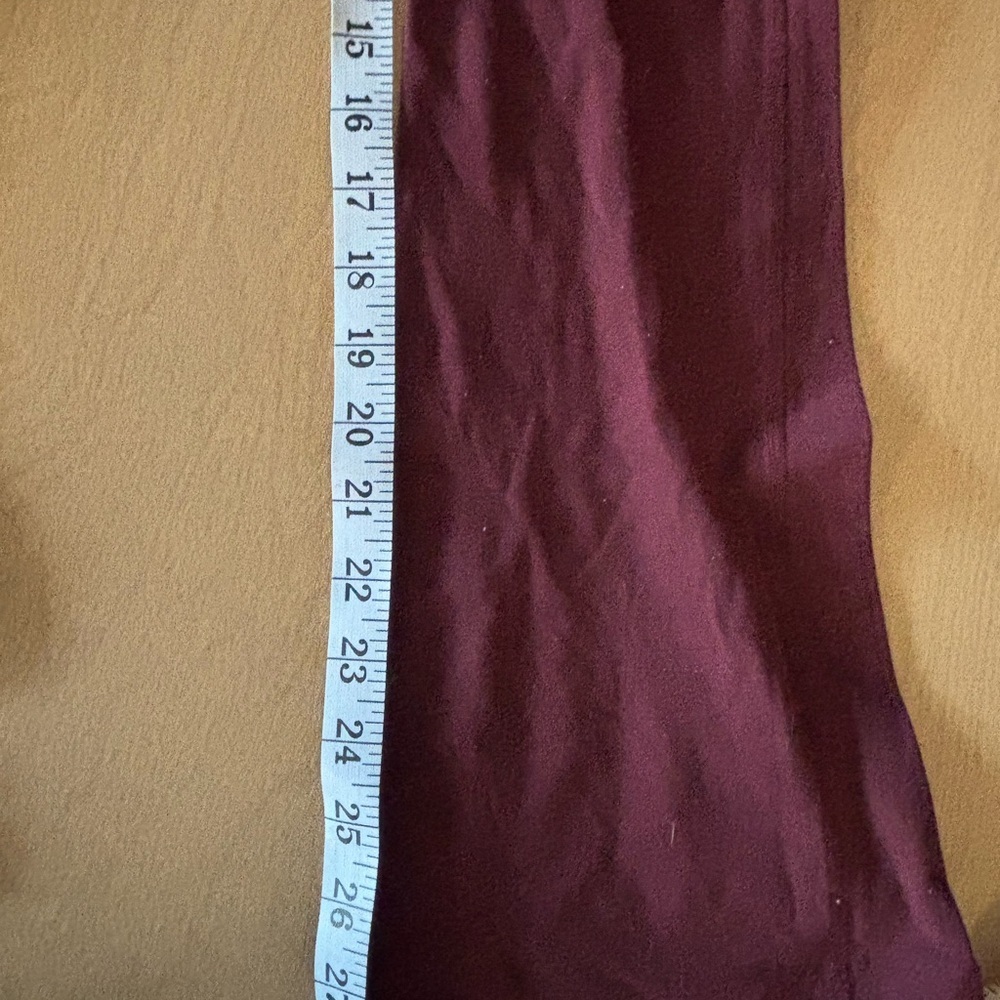 Lululemon High-Waist Flare Yoga Pants - Maroon size 4 28 inch length - Picture 7 of 7